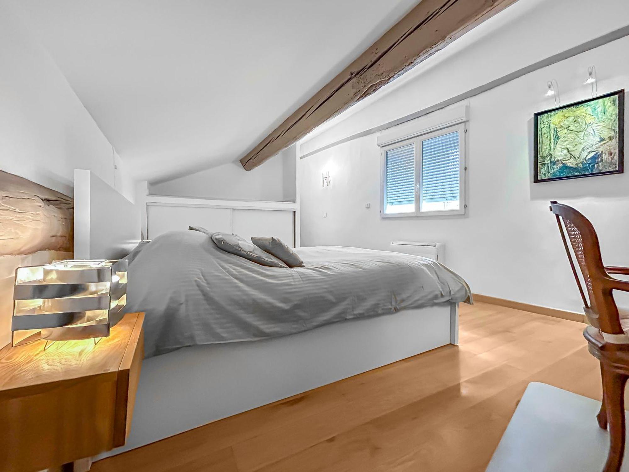 Appartement un petit nid au bord de la sorgue à LʼIsle-sur-la-Sorgue Extérieur photo
