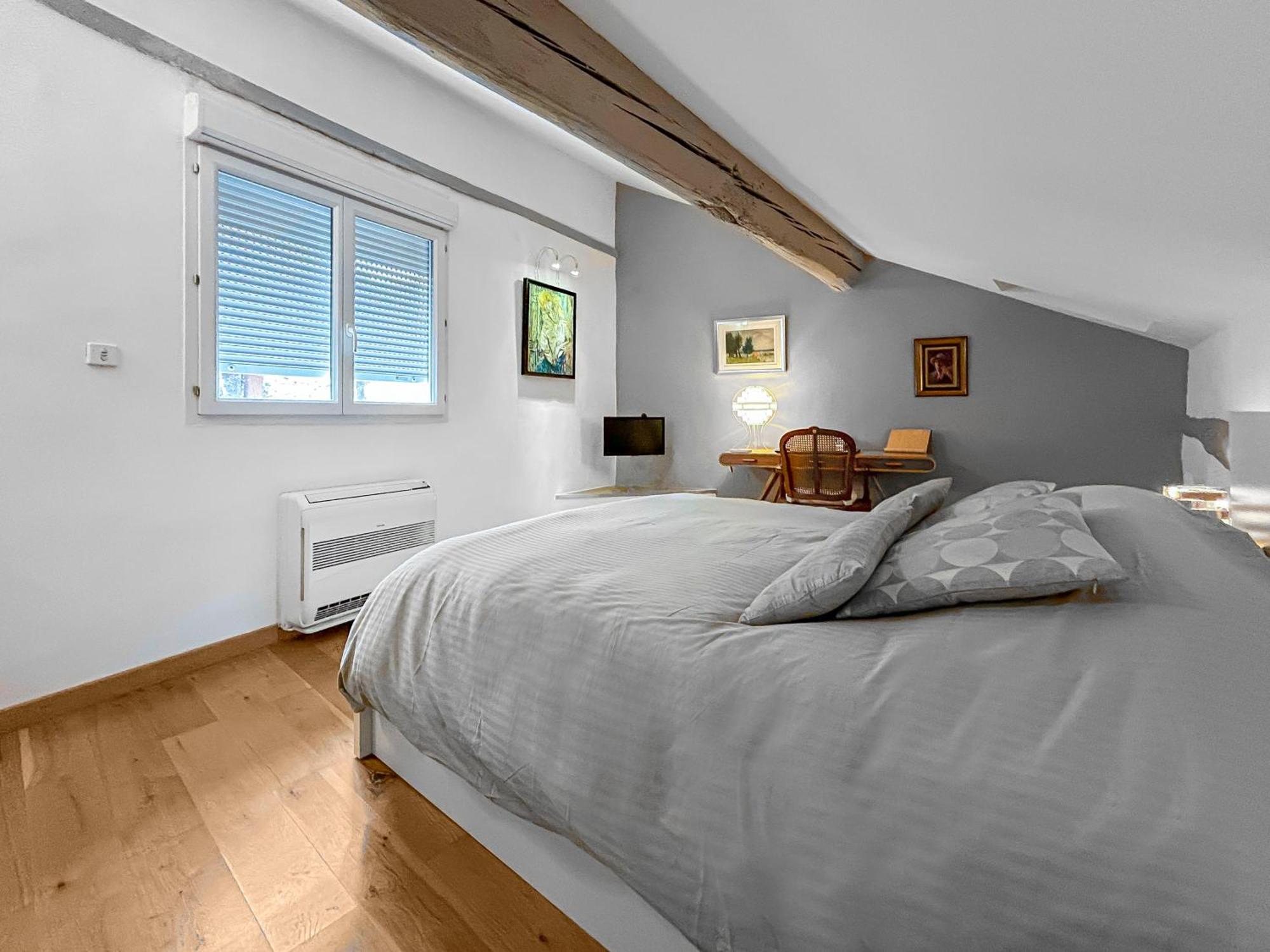 Appartement un petit nid au bord de la sorgue à LʼIsle-sur-la-Sorgue Extérieur photo