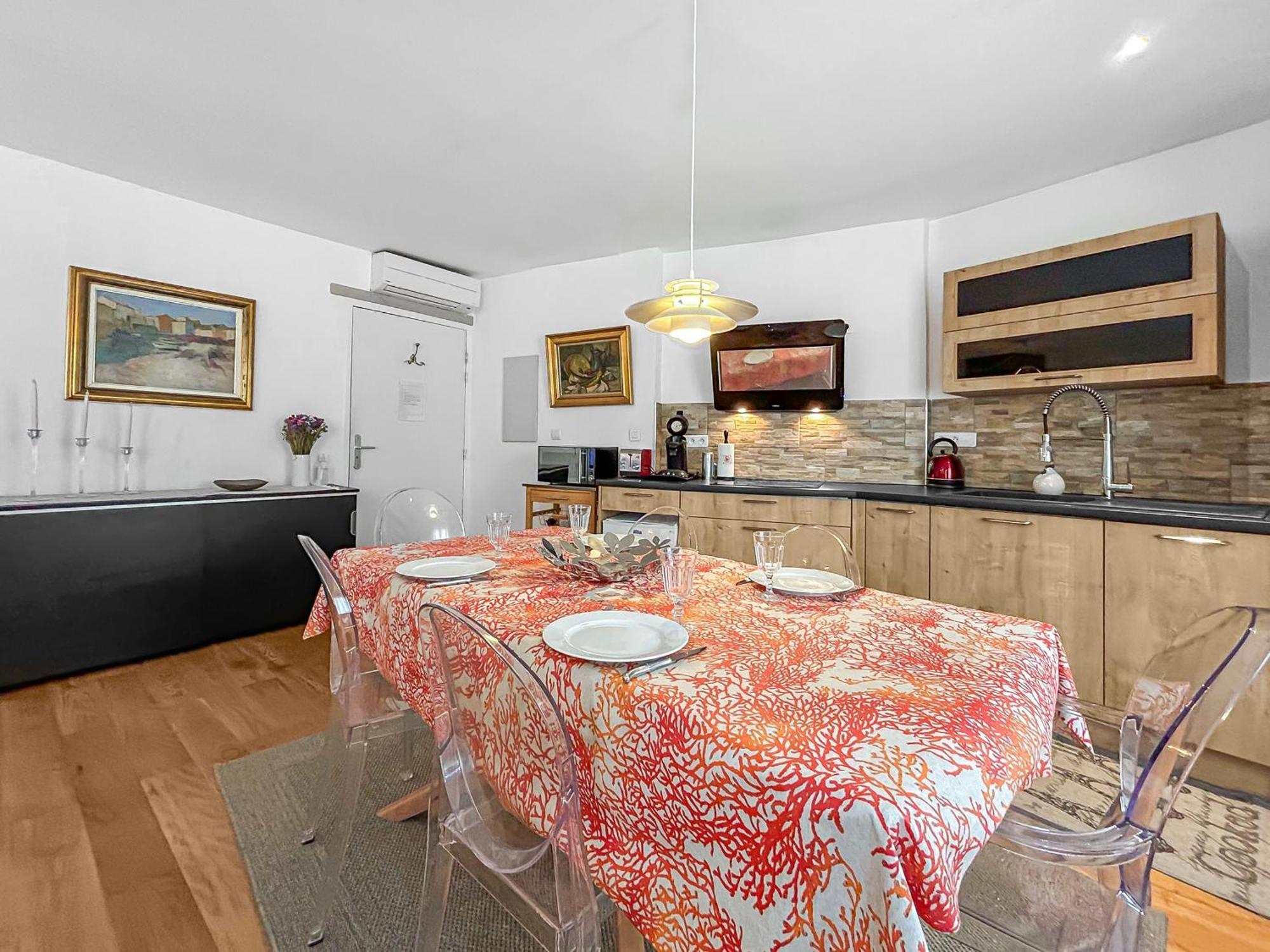 Appartement un petit nid au bord de la sorgue à LʼIsle-sur-la-Sorgue Extérieur photo